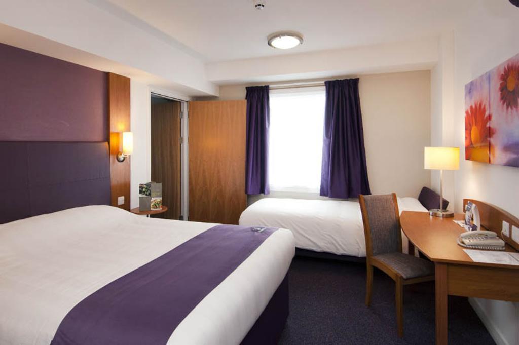 Premier Inn Glasgow - Cumbernauld Bilik gambar